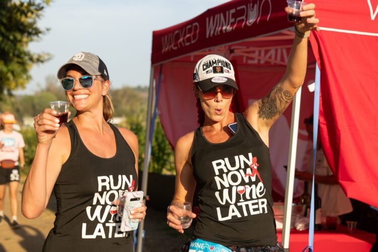 1 V9 A4692 topaz scaled